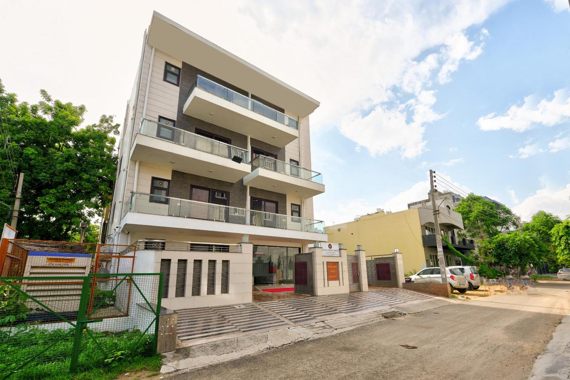 Hotel Leaf 9 Boutique, Near Golf Course Road And Galleria Market グルガウン エクステリア 写真