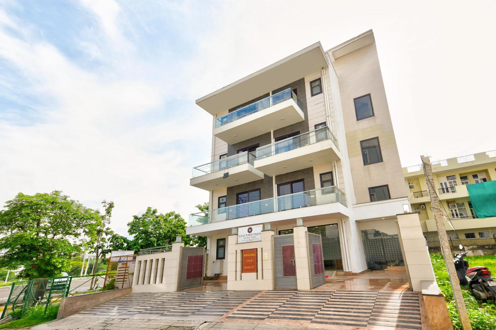 Hotel Leaf 9 Boutique, Near Golf Course Road And Galleria Market グルガウン エクステリア 写真