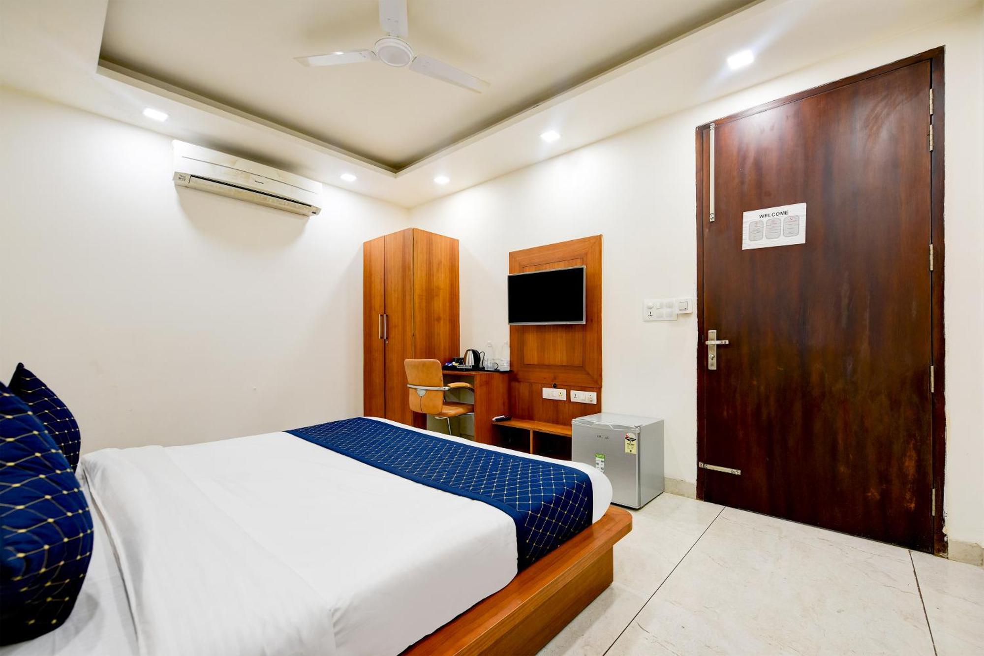 Hotel Leaf 9 Boutique, Near Golf Course Road And Galleria Market グルガウン エクステリア 写真